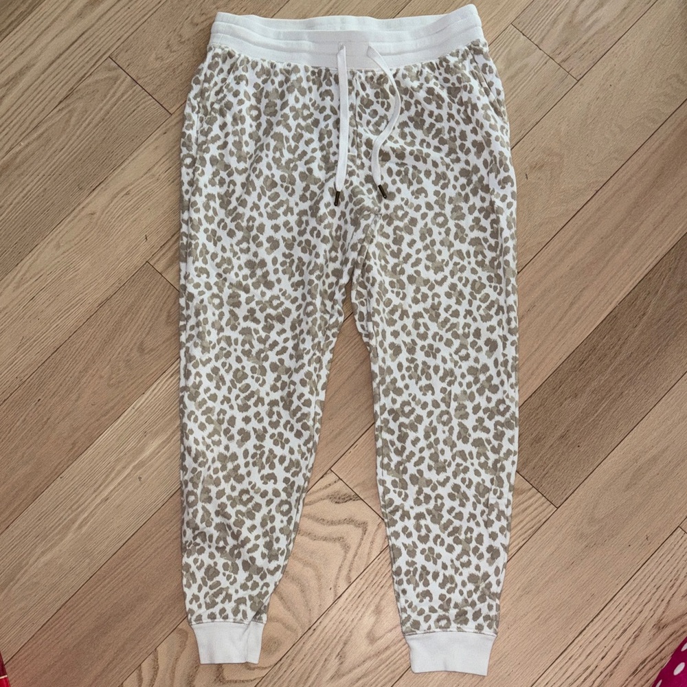 Leopard sweat pants